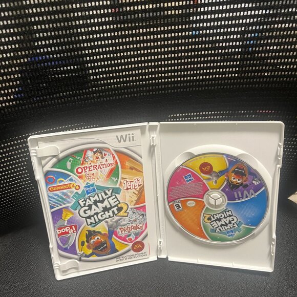 Hasbro Family Game Night 2 (Nintendo Wii, 2009) CIB - Picture 3 of 3
